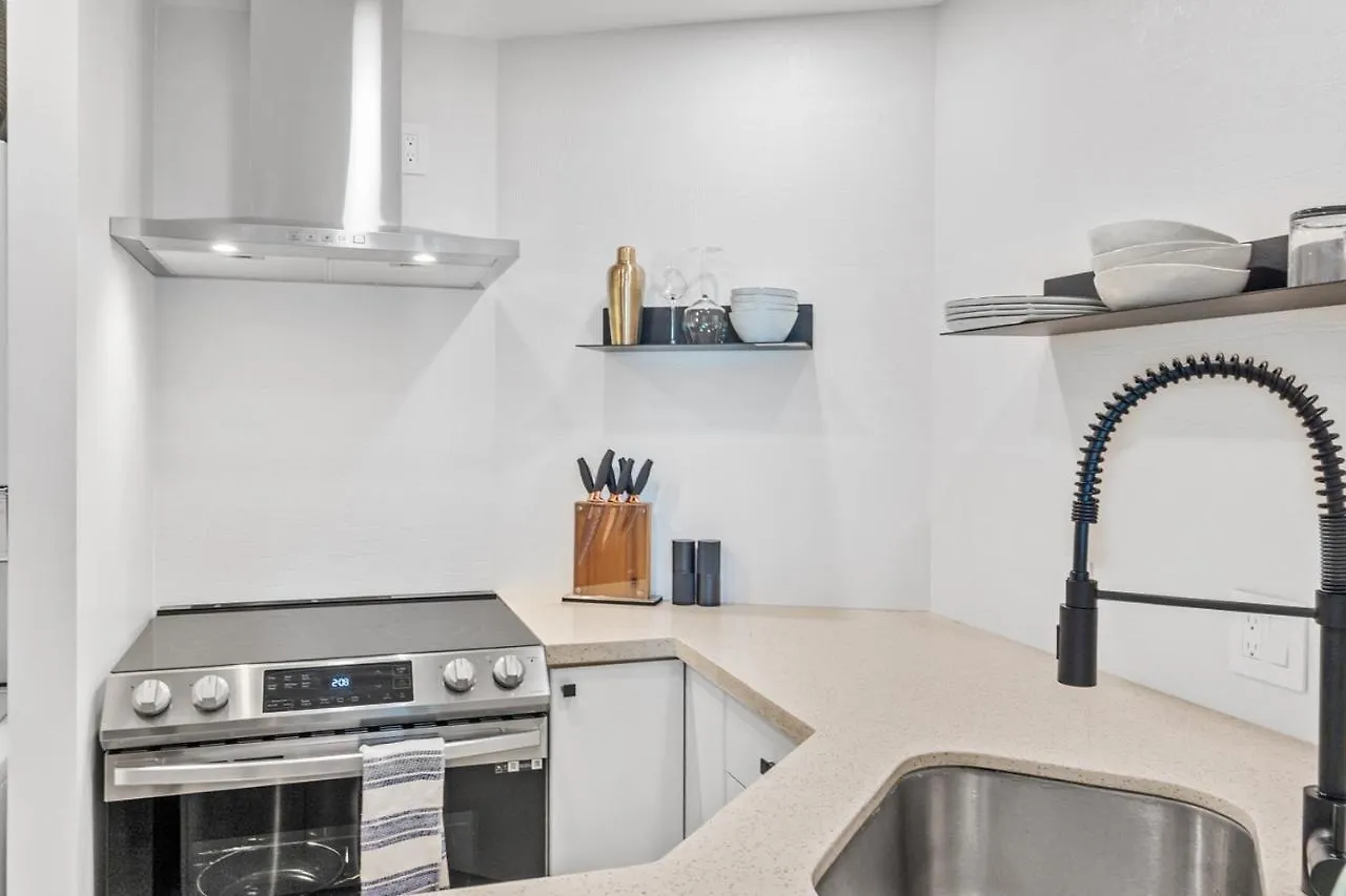 Downtown Luxury 1Br Coal Harbour Apartment Vancouver 0*,  Canada