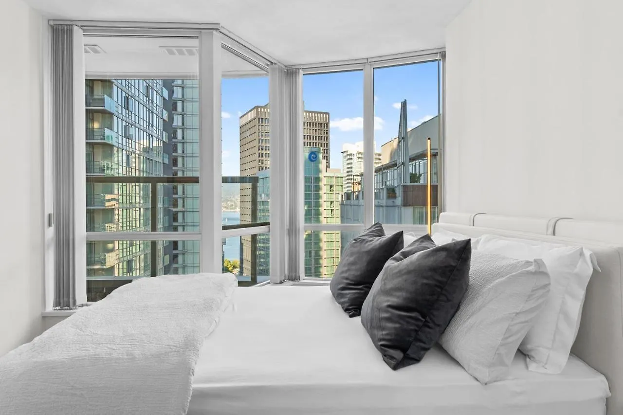Downtown Luxury 1Br Coal Harbour Apartment Vancouver Canada