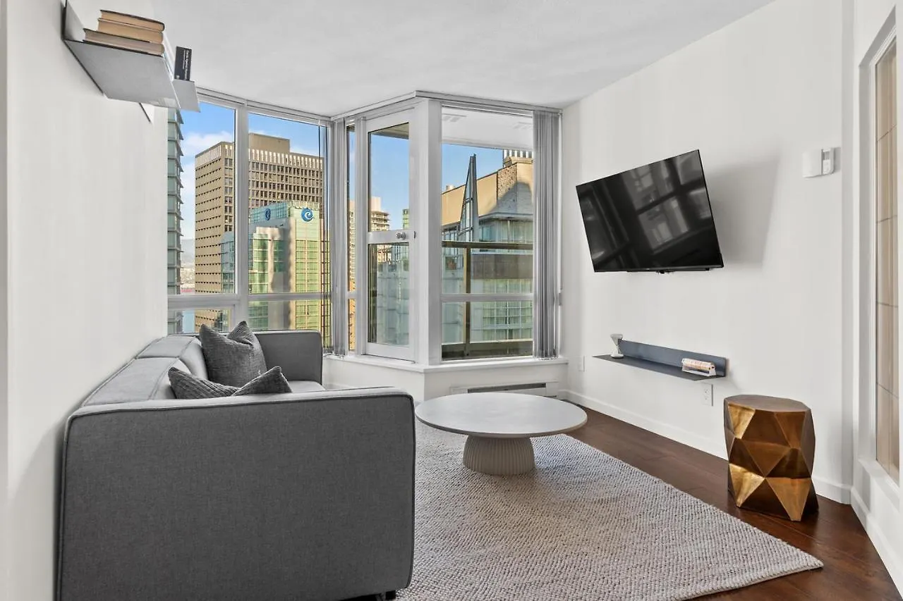 Downtown Luxury 1Br Coal Harbour Apartment Vancouver